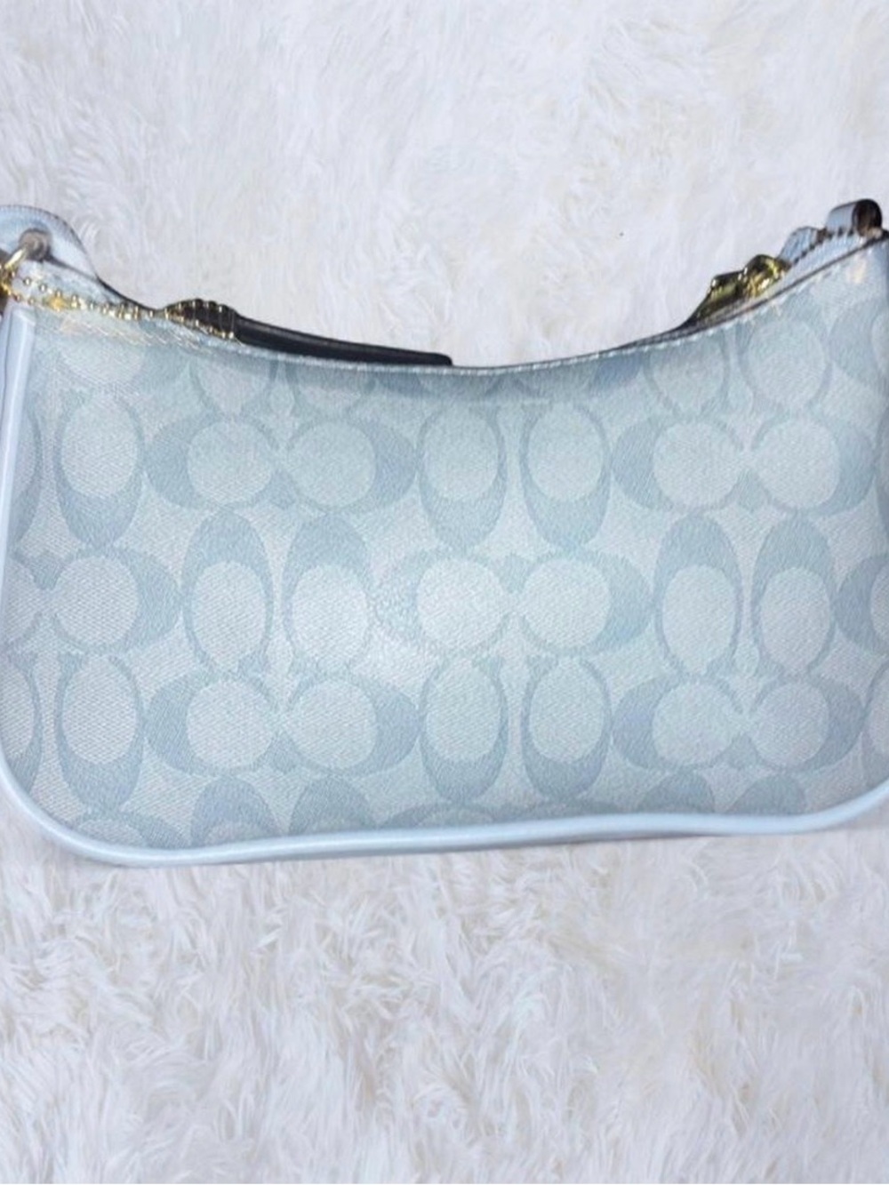 Coach Signature Shoulder Bag in Pale Blue with White Trim - Picture 4 of 8